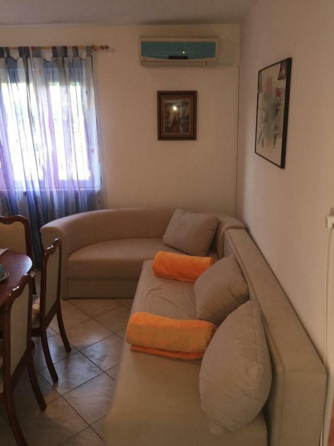 Apartman Luis Silence Sestanovac Bagian luar foto